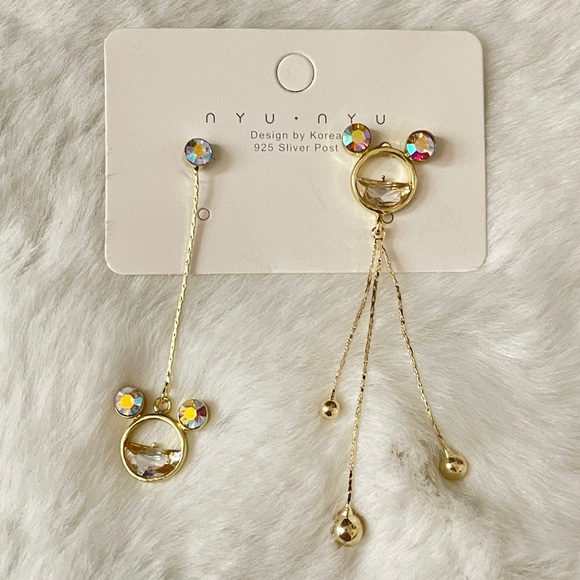 Disney Mickey Mouse long drop earrings - Picture 1 of 1
